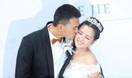 何洁赫子铭为什么离的婚,情感纠葛背后的婚姻裂痕
